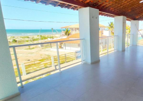 Casa duplex beira mar reformada com piscina no Peito Moça